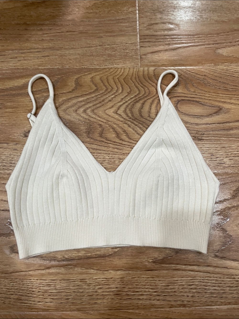 Victoria's Secret Cream Ribbed V-Neck Camisole Bralette